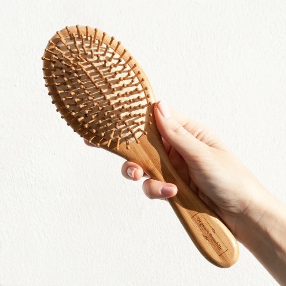 CEPILLO DE BAMBÚ, The Organic Republic